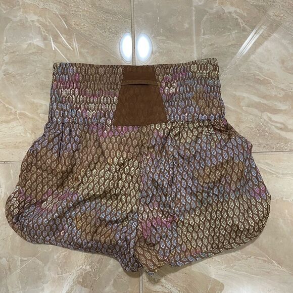 New Free People Movement The away Home shorts size S - Picture 13 of 14